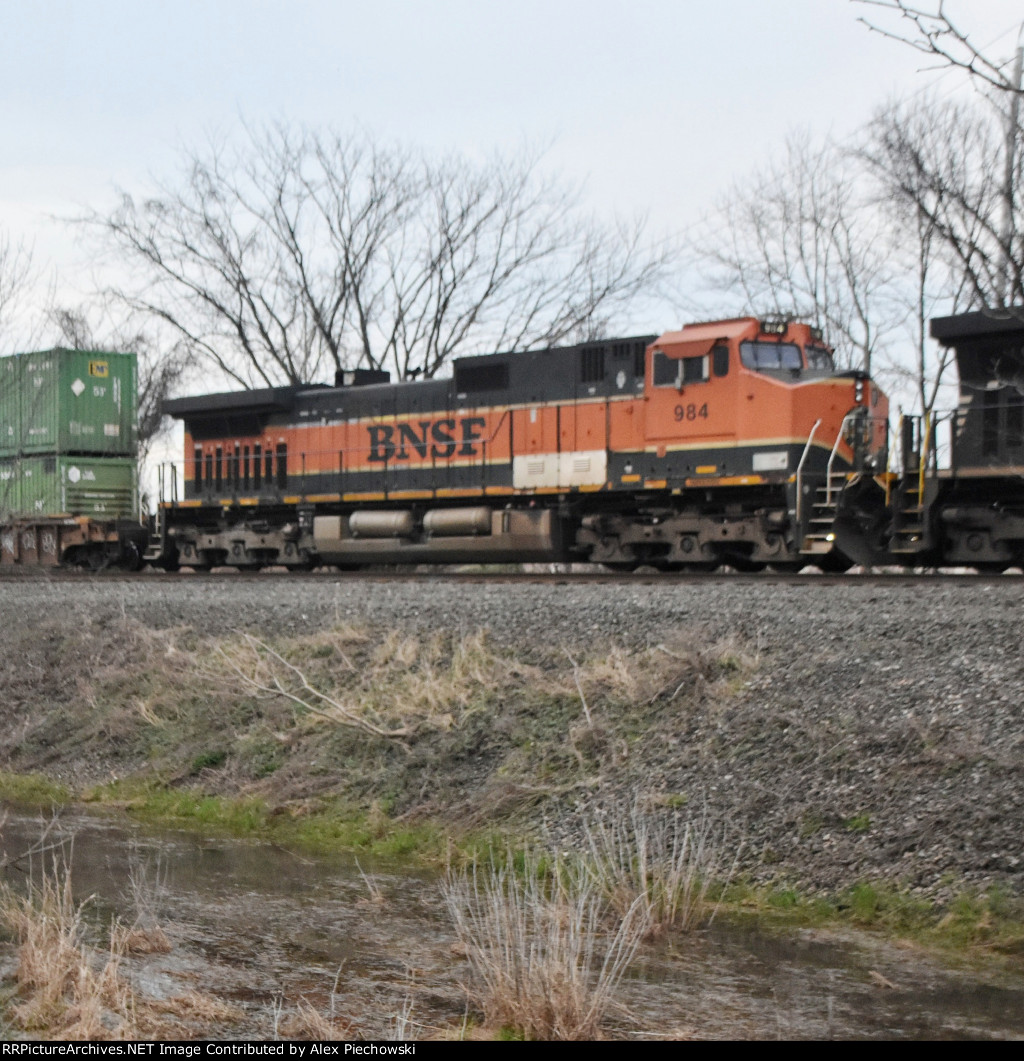 BNSF 984